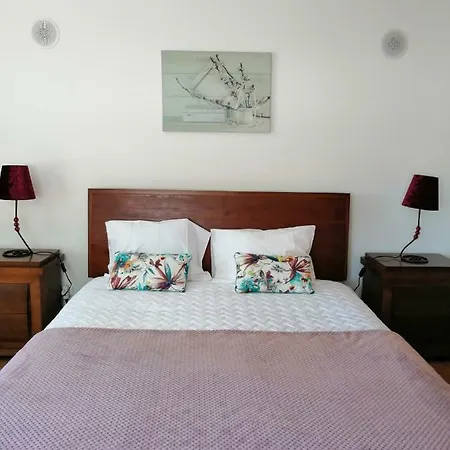 D'yellow House - And Countryside Feriehus *