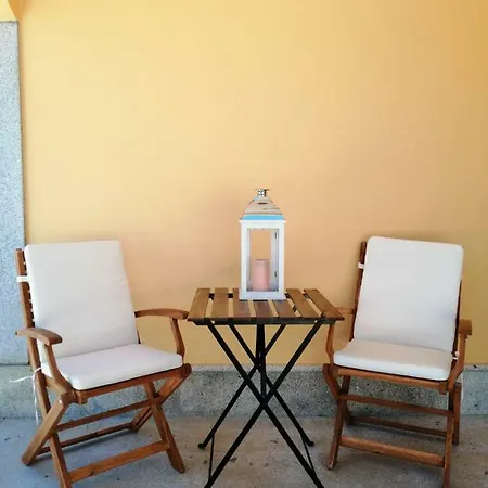 D'yellow House - And Countryside Holiday home Carqueja