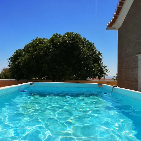 Prázdninový dům D'yellow House - And Countryside Carqueja