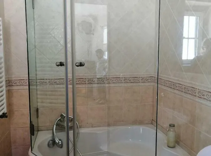 D'yellow House - And Countryside Carqueja