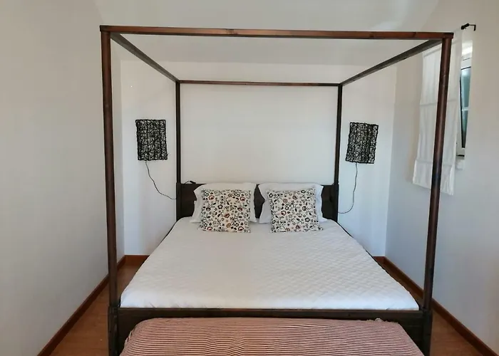 D'yellow House - And Countryside Hébergement de vacances