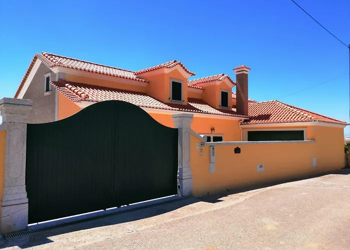 D'yellow House - And Countryside Ferienhaus Carqueja