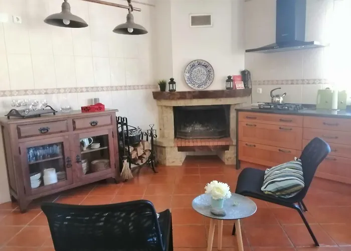 Hébergement de vacances D'yellow House - And Countryside Carqueja