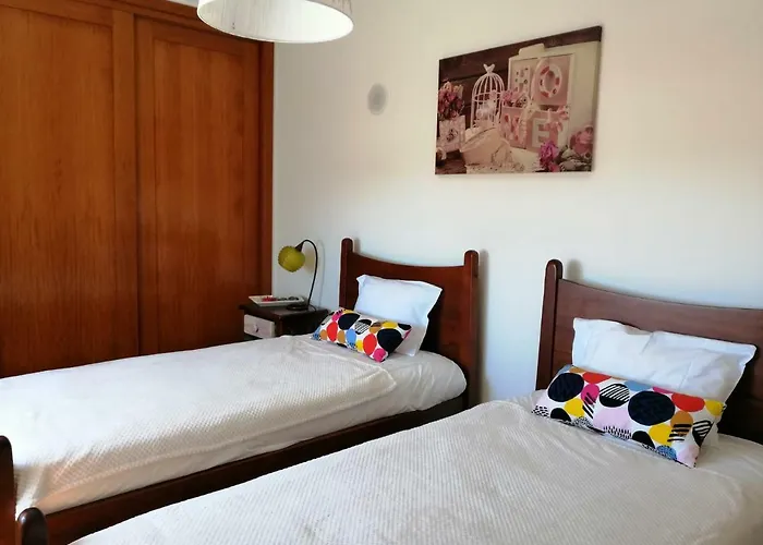 D'yellow House - And Countryside